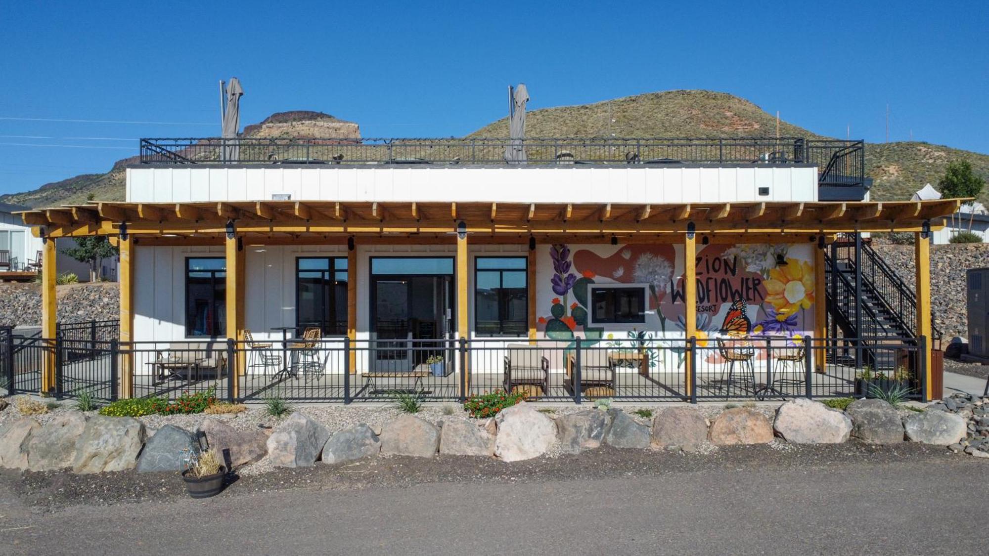 Zion Wildflower Resort Virgin Bagian luar foto